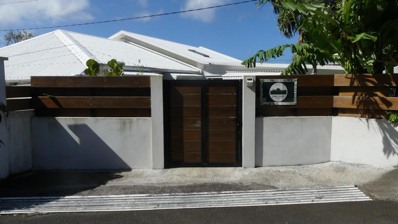 LONBRAZ VOLKAN meublé avec jacuzzi privatif Saint-Philippe Exterior foto
