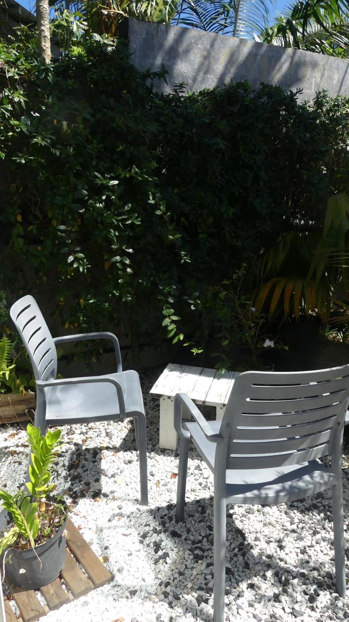 LONBRAZ VOLKAN meublé avec jacuzzi privatif Saint-Philippe Exterior foto