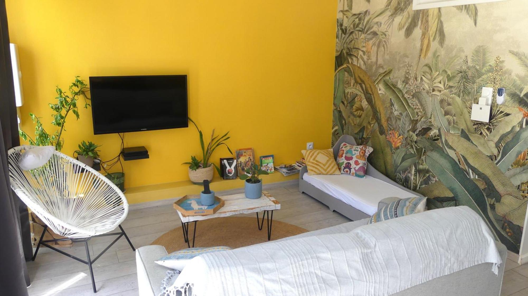 LONBRAZ VOLKAN meublé avec jacuzzi privatif Saint-Philippe Exterior foto